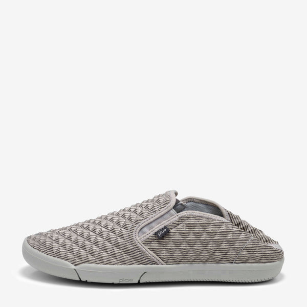 Marten Vog Grey 3D Prism - PLAE Slip-on Sneakers