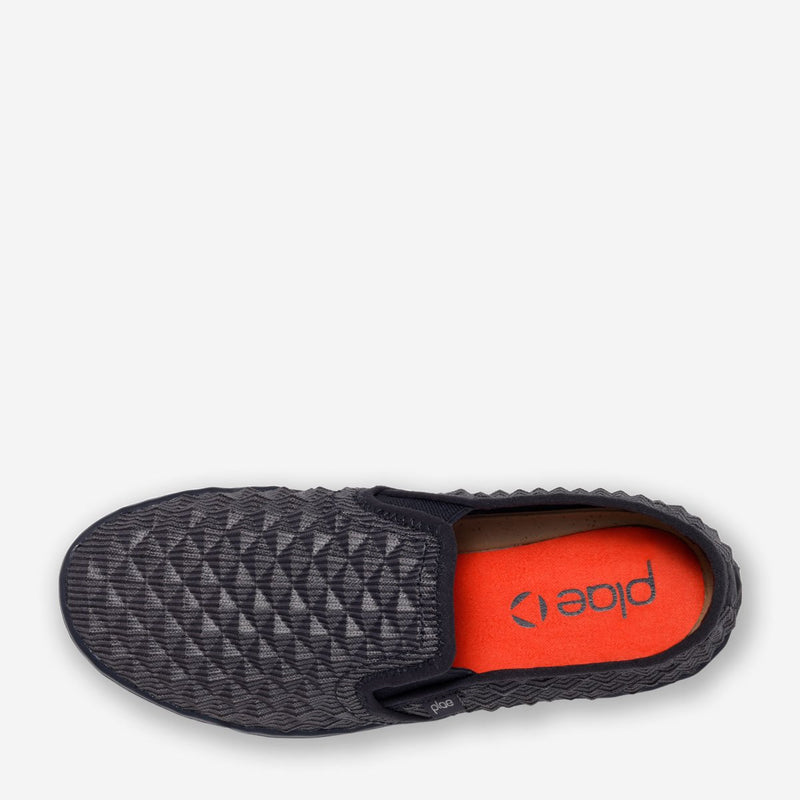 Marten - Black 3D Prism