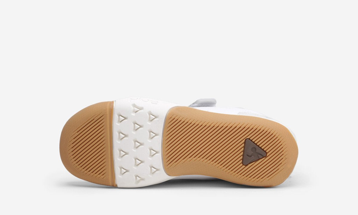 roan - antique white